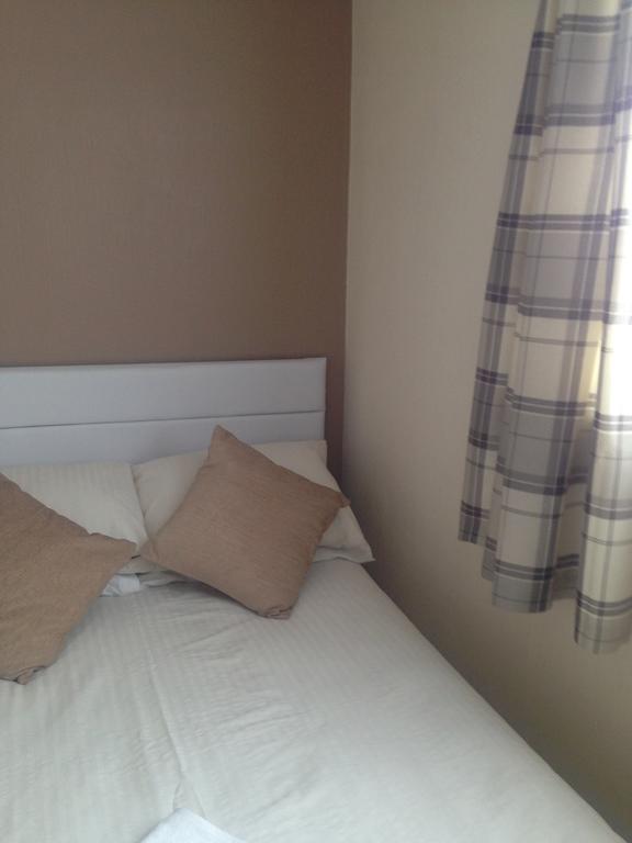 Rembrandt Guest House Great Yarmouth Bagian luar foto