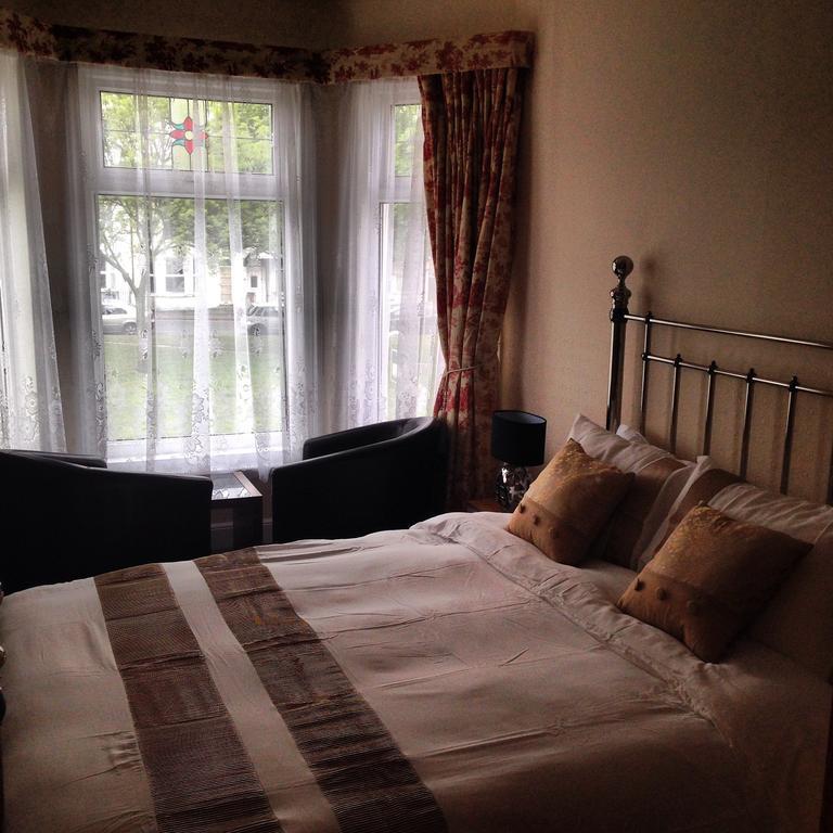 Rembrandt Guest House Great Yarmouth Bagian luar foto