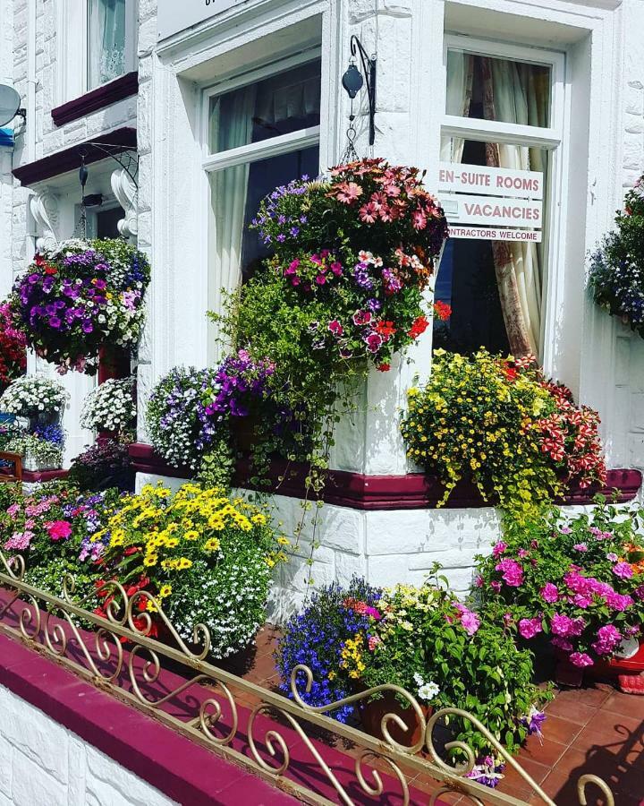 Rembrandt Guest House Great Yarmouth Bagian luar foto